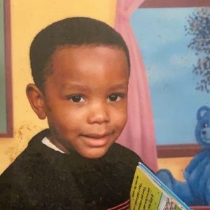 Meet your Posher, Malik